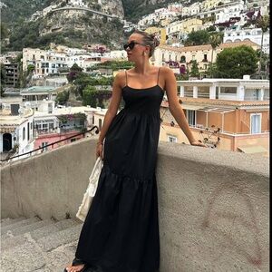 Nwt Commense Black open back Maxi Dress with thin Spaghetti‎ Straps